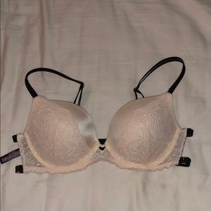 Never worn VS very sexy bra